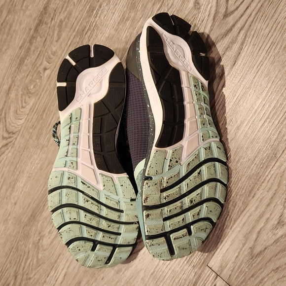 Under Armour Womens Charged Bandit 2 Running Shoes Size 10 - Picture 4 of 9